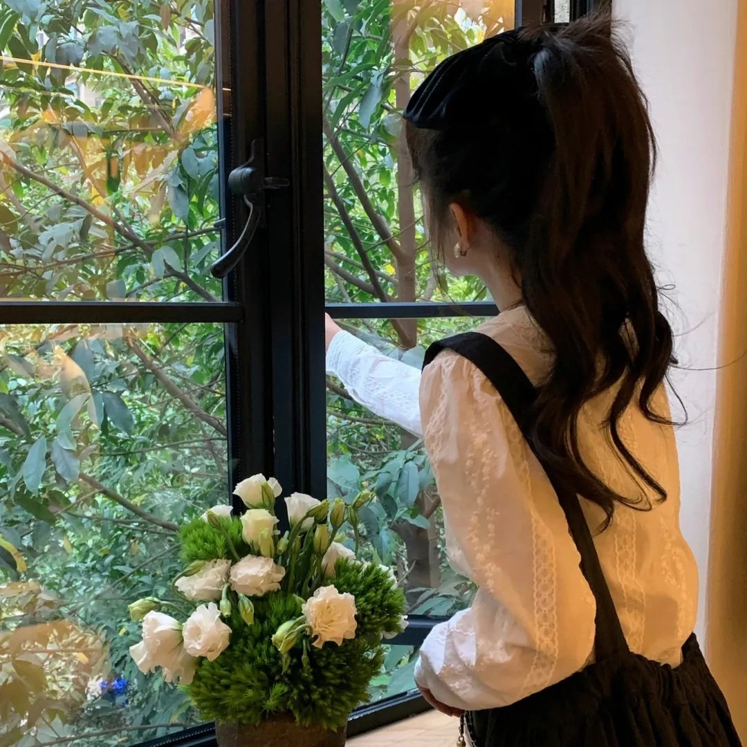 小河亲过我的脸