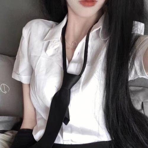 情谜睡美人